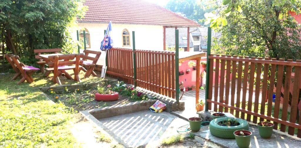 Bto Holiday Home Сараєво Екстер'єр фото